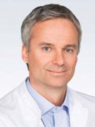 Le docteur Le médecin toxicologue Christophe